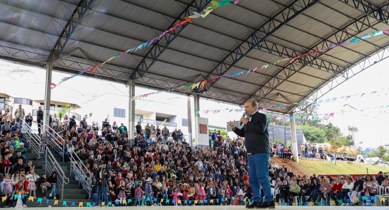 Em Quilombo, governador autoriza R$ 20 milhões em recursos