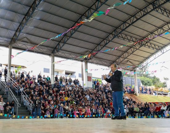 Em Quilombo, governador autoriza R$ 20 milhões em recursos