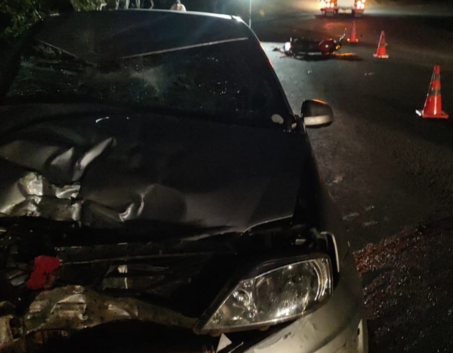 Carro e moto bateram de frente nesta terça-feira - Foto Corpo de Bombeiros