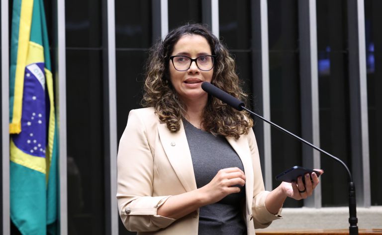 Fotos Kayo Magalhães e Vinicius Loures Câmara dos Deputados