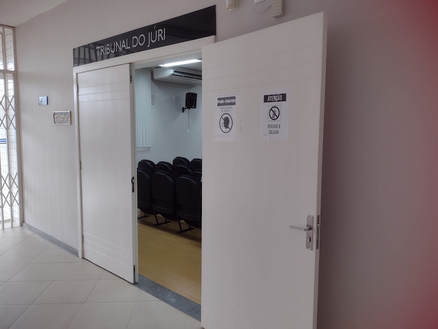 Júri Popular absolve acusado de tentativa de homicídio