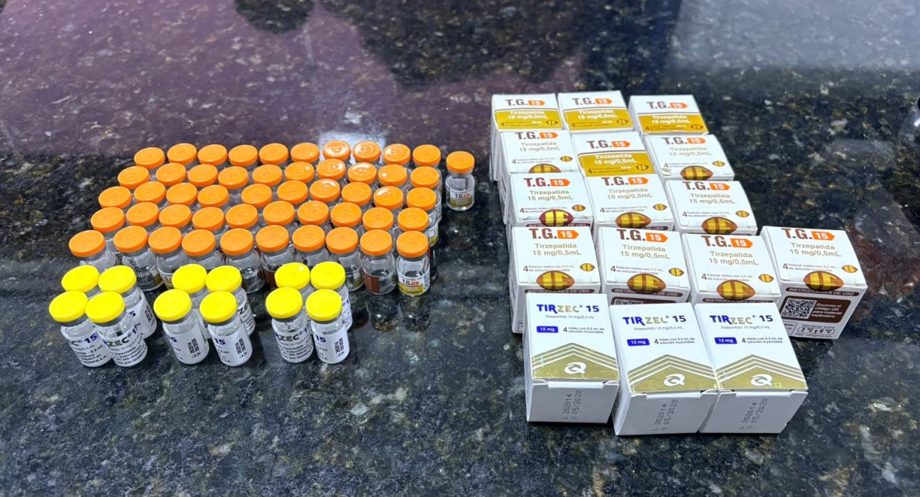 Medicamento apreendido em São Lourenço do Oeste - Foto PMRv