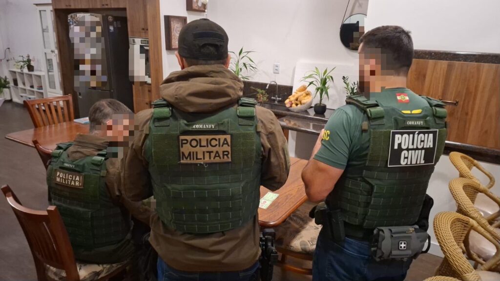 Investigação apura fraudes em contratos públicos para contratação de artistas, com cumprimento de mandados, bloqueio de bens e prisão preventiva de empresário - Foto Ministério Público