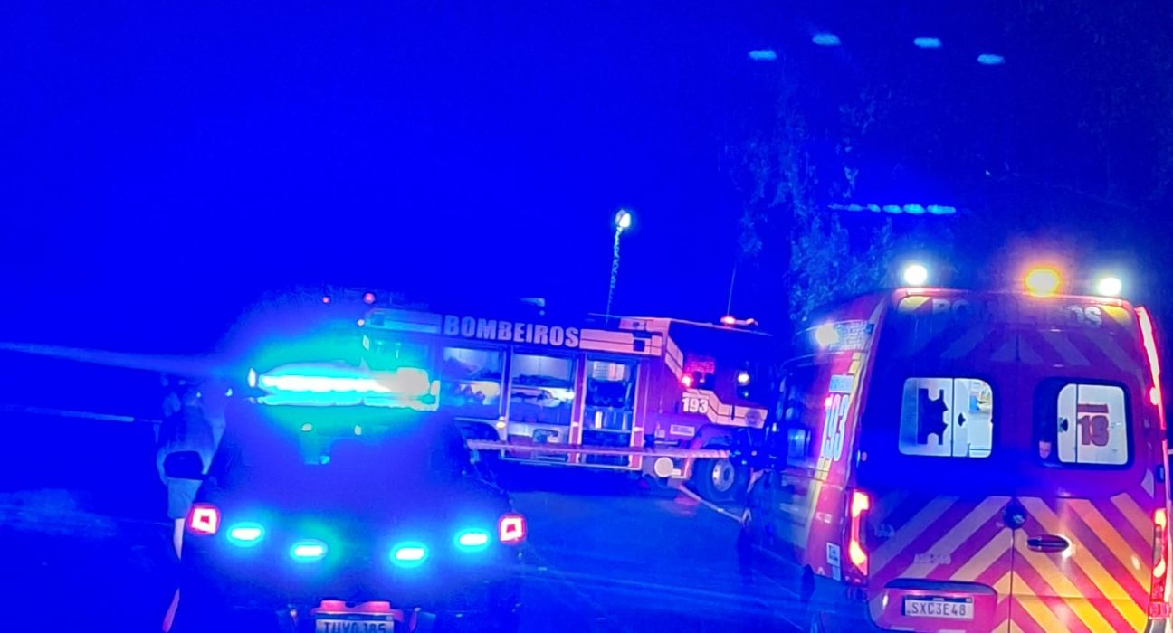 Motorista ficou gravemente ferido após acidente, o resgate mobilizou Bombeiros e Samu - Fotos Divulgação CBSC