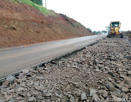 Obra na SC-283 começou em 2024, mas segue inacabada - Foto Divulgação