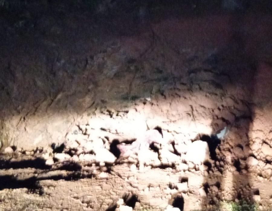 Vítima foi resgatada já durante a madrugada - Foto Corpo de Bombeiros