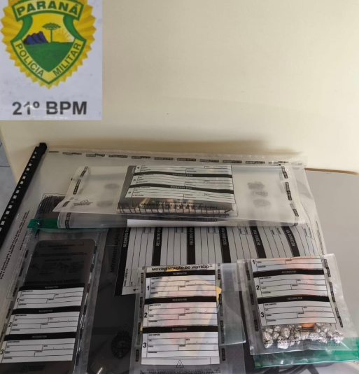 PM apreendeu notebook furtado e drogas em Dois Vizinhos - Foto PM