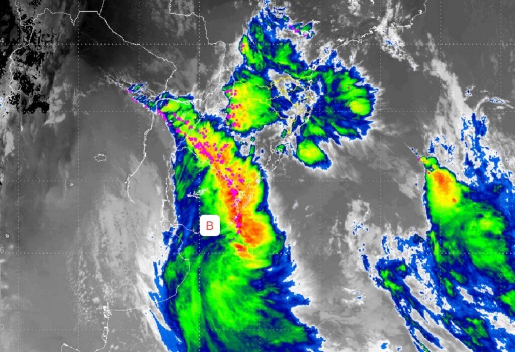 Imagem de satélite mostra formação de ciclone - Foto Divulgação SDC