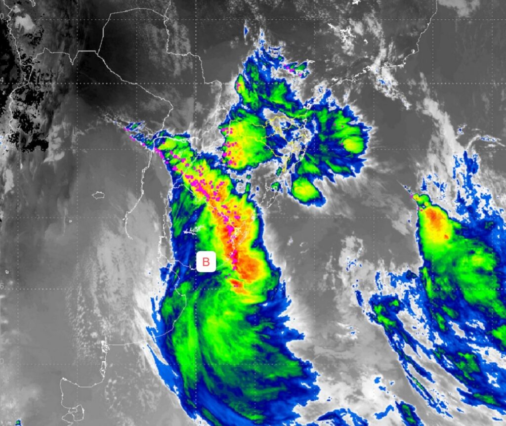Imagem de satélite mostra formação de ciclone - Foto Divulgação SDC
