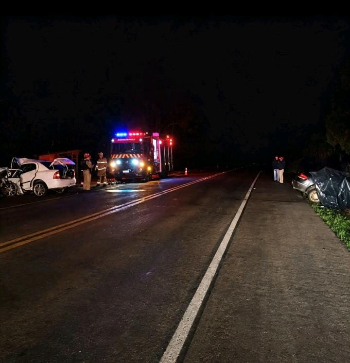 Grave colisão na PRC-280 deixou quatro mortos e dois feridos - Foto Clevelândia Online