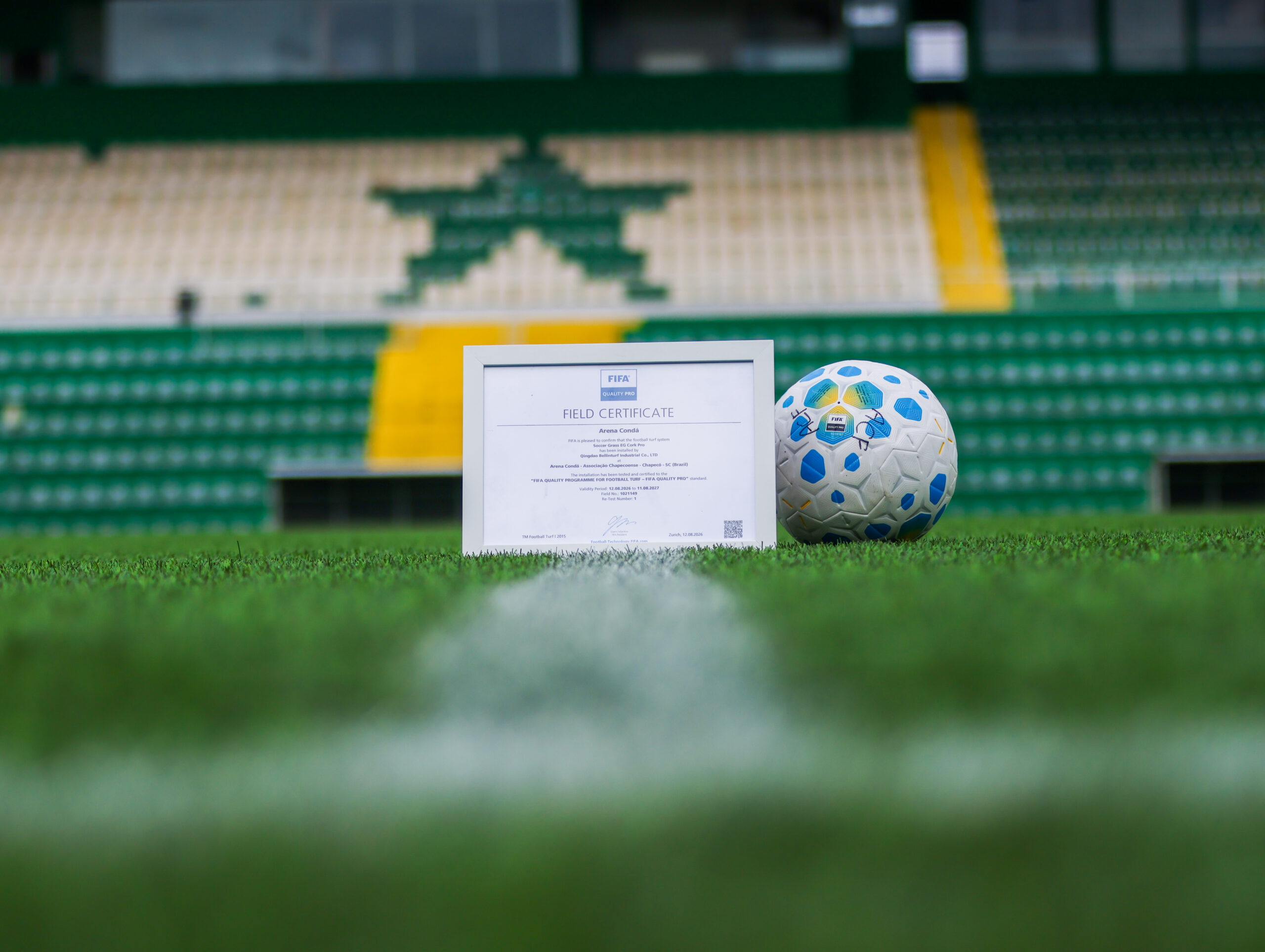 Gramado sintético foi implantado no início de 2025 - Foto Divulgação Chapecoense