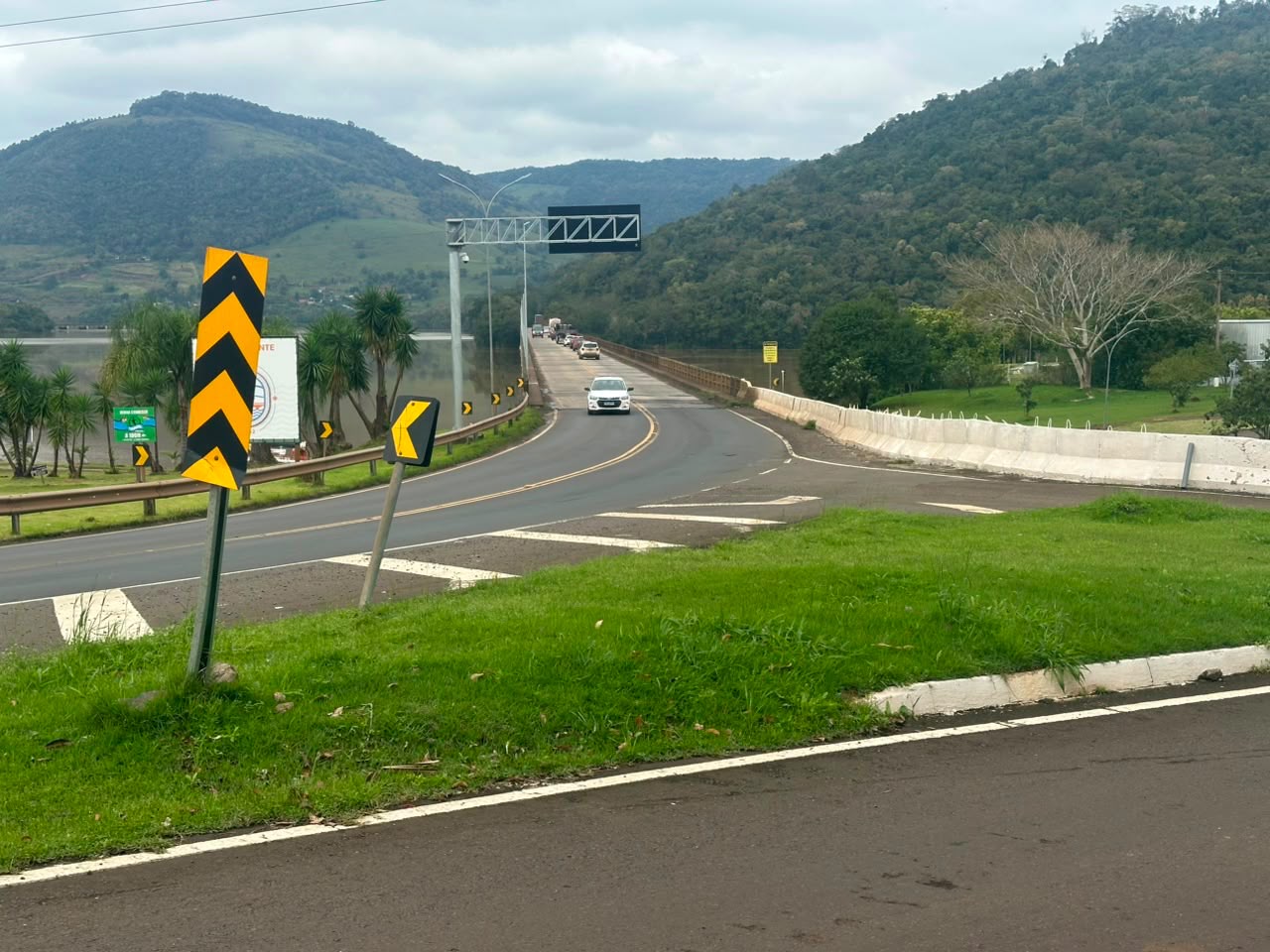 SC-480 em Chapecó terá trânsito em sistema Pare e Siga na segunda-feira
