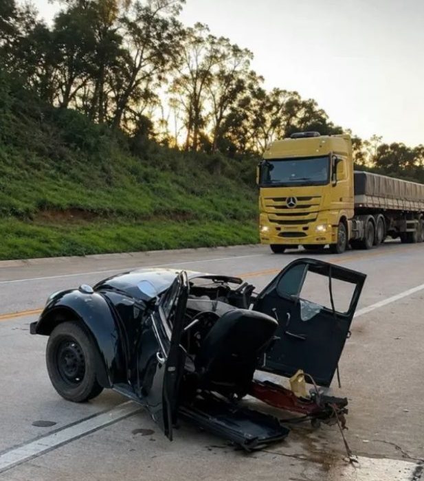 Forte colisão entre dois veículos mobilizou equipes de emergência na PRC-280, em Clevelândia - Fotos Clevelândia Online