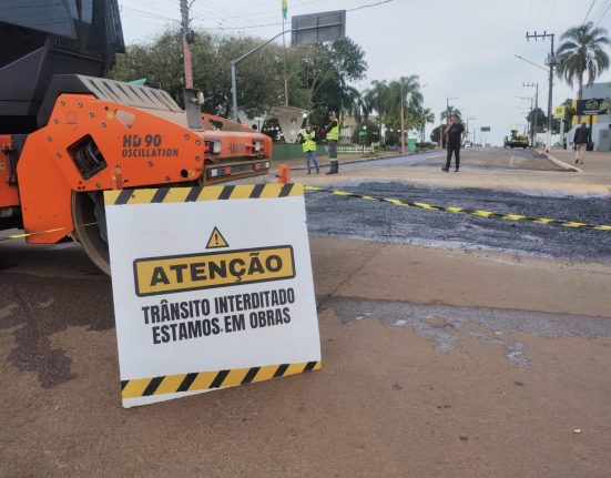 Obras no centro de São Domingos
