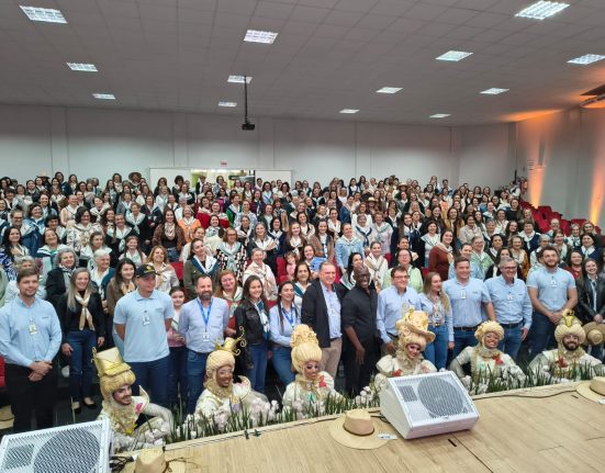 Coamo reúne mais de 300 mulheres em evento em São Domingos