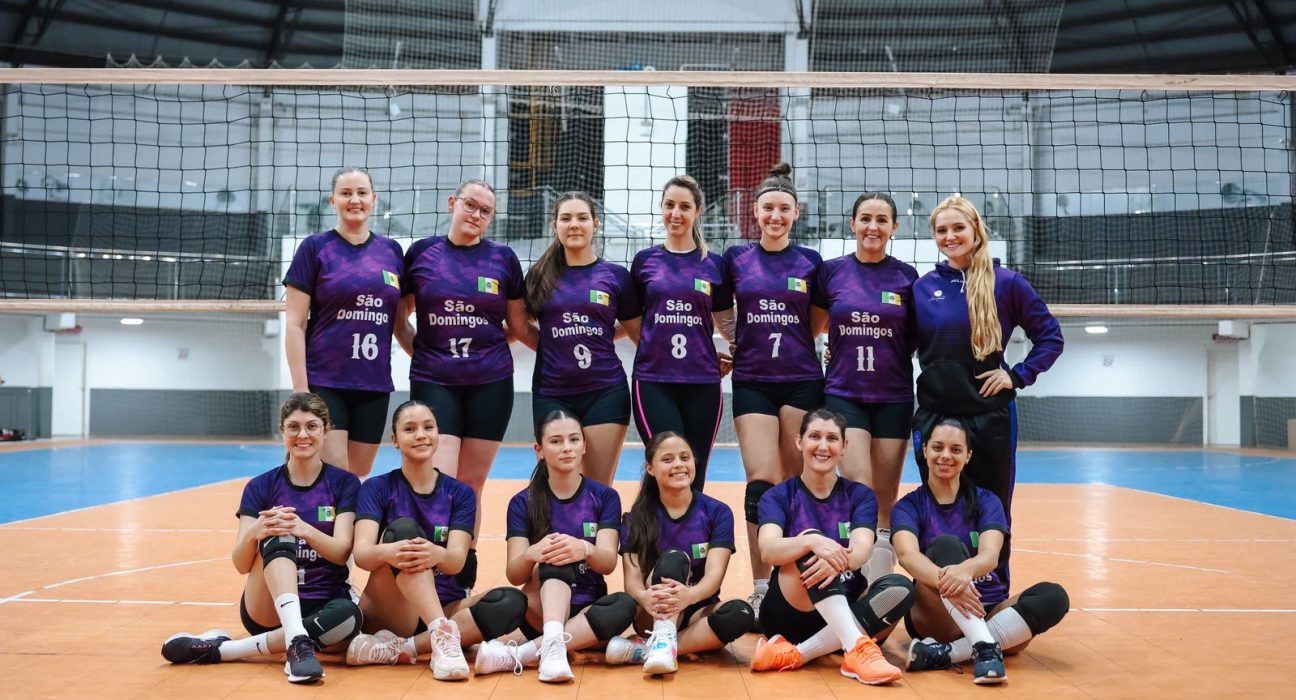São Domingos garante vaga na semifinal dos Jogos da AMAI após boa campanha no vôlei feminino - Foto Prefeitura de São Domingos
