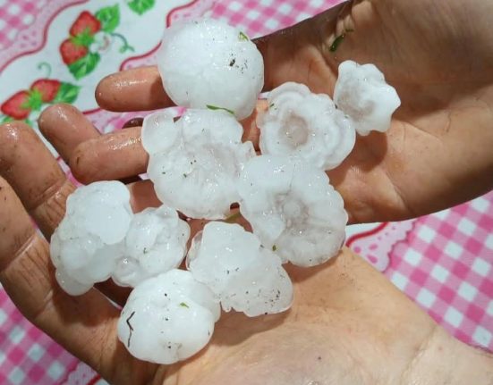Granizo provoca danos em residências e mobiliza equipes de emergência em municípios do Sudoeste do Paraná - Fotos Reprodução Redes Sociais