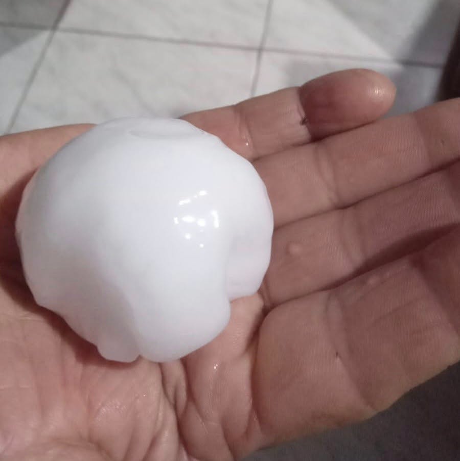 Granizo de grande porte provoca danos em residências no interior de Chopinzinho e mobiliza equipes de atendimento - Foto Reprodução Rede Social