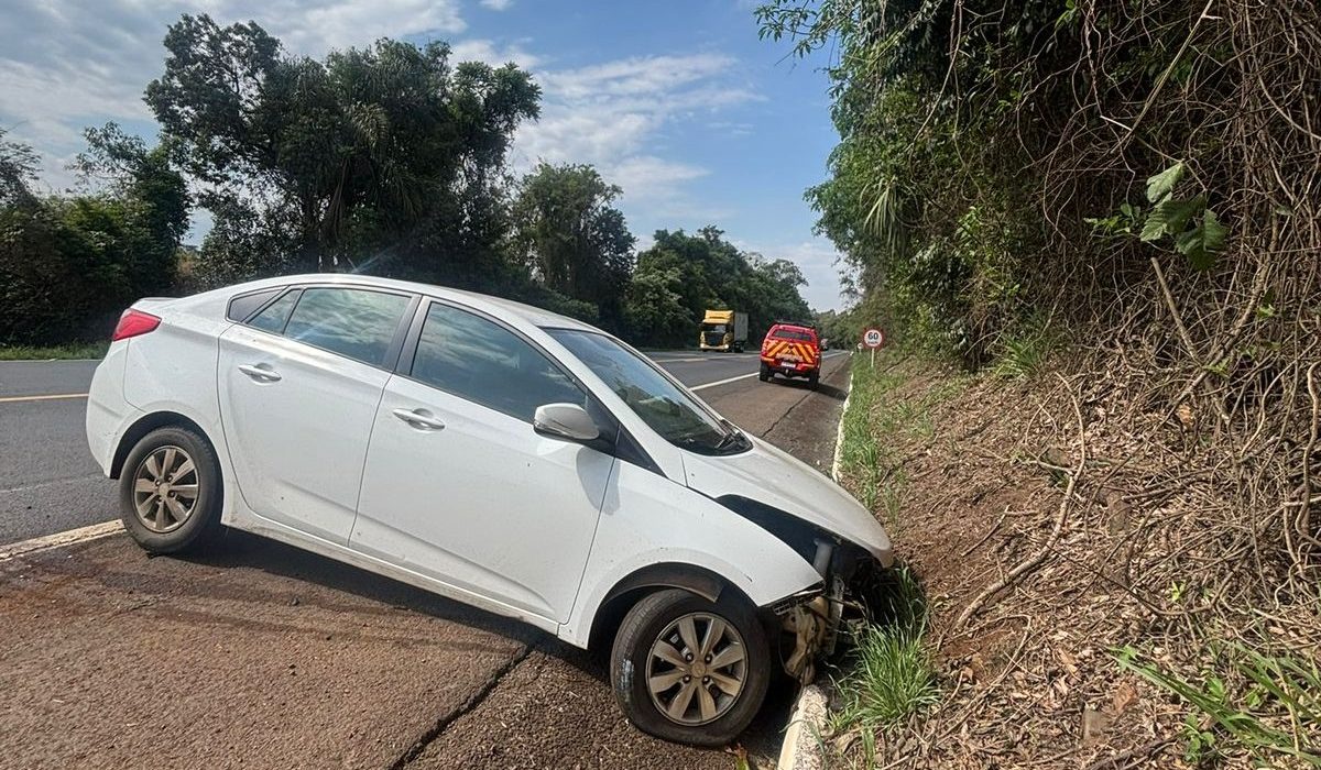 Motorista teve escoriações leves e recusou encaminhamento ao hospital - Foto Divulgação Oeste Mais