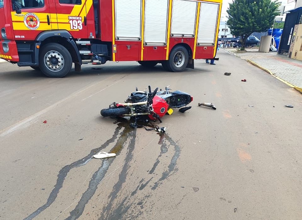 Helicóptero foi acionado para ocorrência na SC-480 - Fotos Corpo de Bombeiros e Saer-Fron
