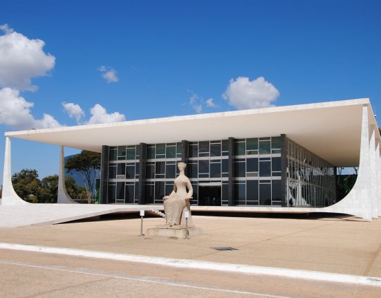 STF analisa nesta terça se Alexandre de Moraes pode ser investigado por conversas com Vorcaro - Foto: Divulgação