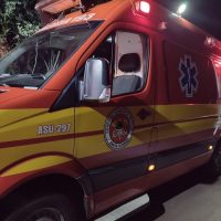 Vítima foi reanimada pelas equipes e encaminhada ao hospital - Foto Clube FM