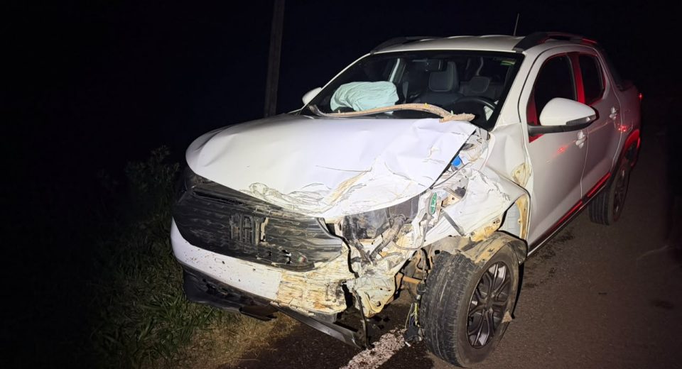 Colisão entre dois carros deixa feridos na SC-479 em Ipuaçu