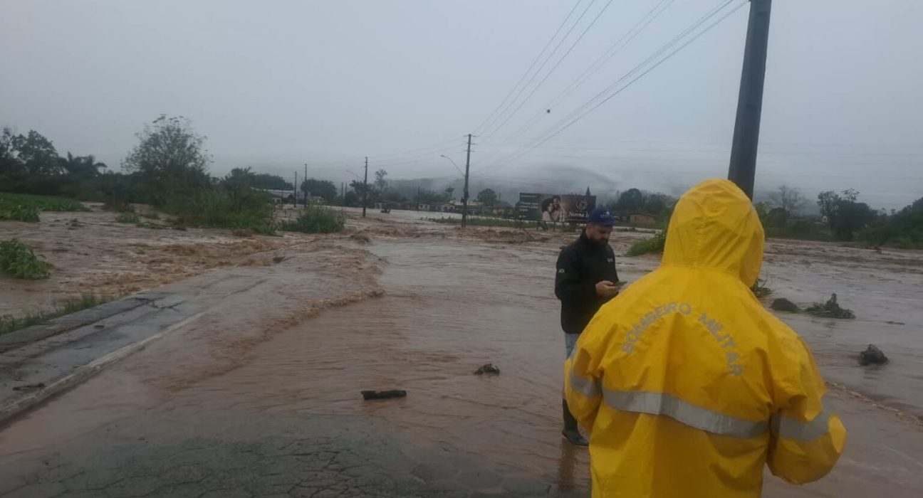 Chuvas intensas afetam 60 municípios em Santa Catarina