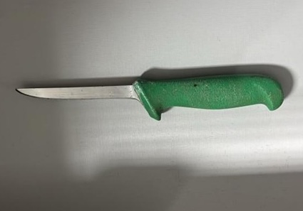 Faca apreendida em uma das ocorrências - Foto Polícia Militar