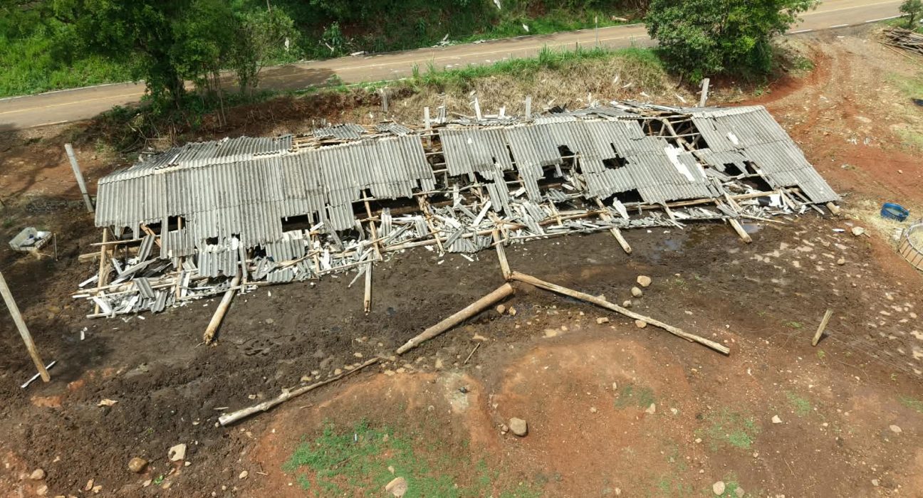 Danos em propriedade no interior de Xanxerê - Fotos Defesa Civil