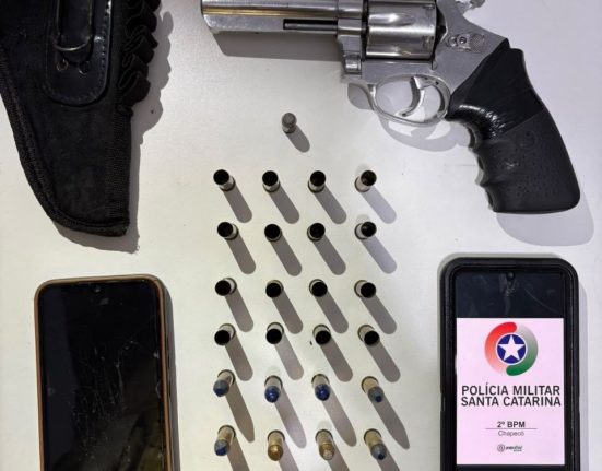 Homem é detido com arma de fogo em Chapecó