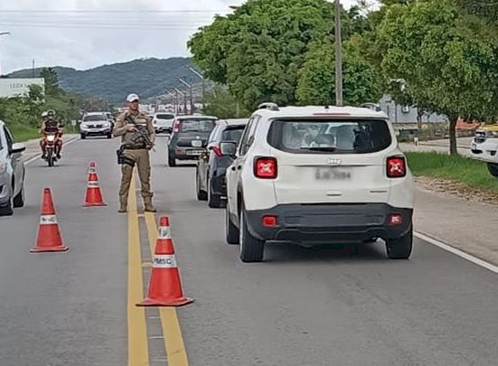 Operação registrou 57 acidentes, 48 feridos e quatro mortes nas rodovias estaduais catarinenses - Fotos Polícia Militar de Santa Catarina