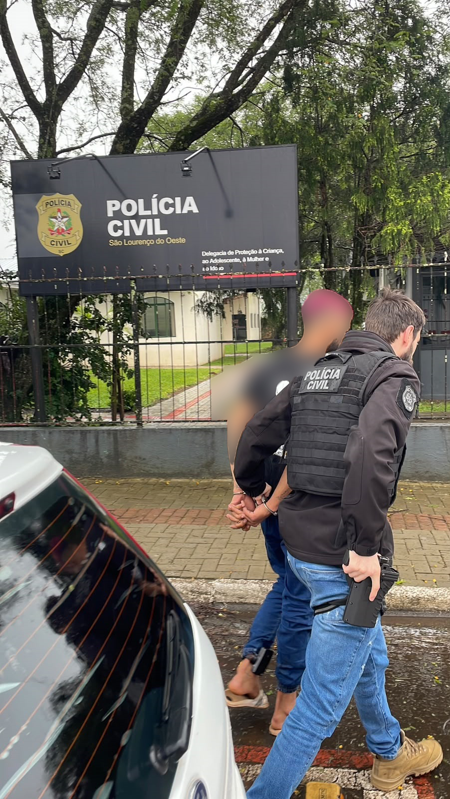 Suspeito de perseguir e ameaçar ex-namorada adolescente é preso