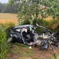 Colisão entre carro e carreta deixa dois feridos na SC-158
