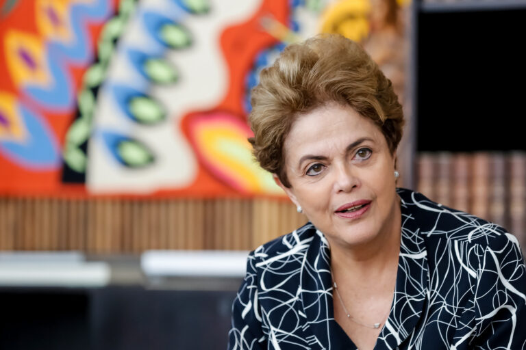 Dilma Rousseff recebe indenização mensal por perseguição na ditadura - Foto: Roberto Stuckert Filho