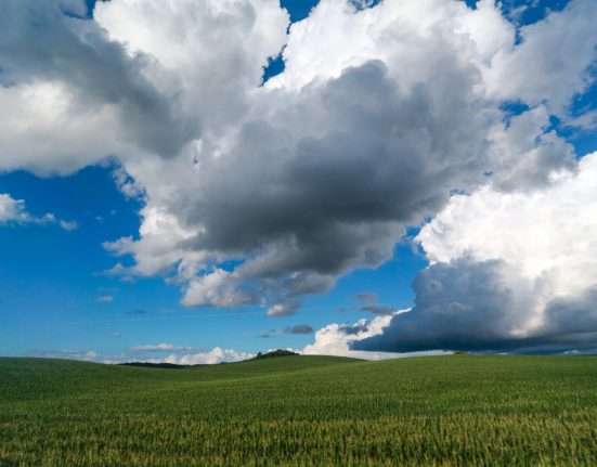 Temperaturas chegam a 30 °C e podem provocar pancadas de chuva no fim do dia - Foto Julio Cavalheiro Secom